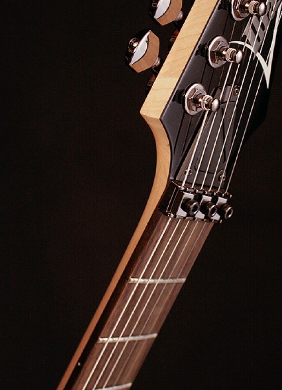 Guitarra Rock Ibanez, firmada por Steve Vai - Image 3